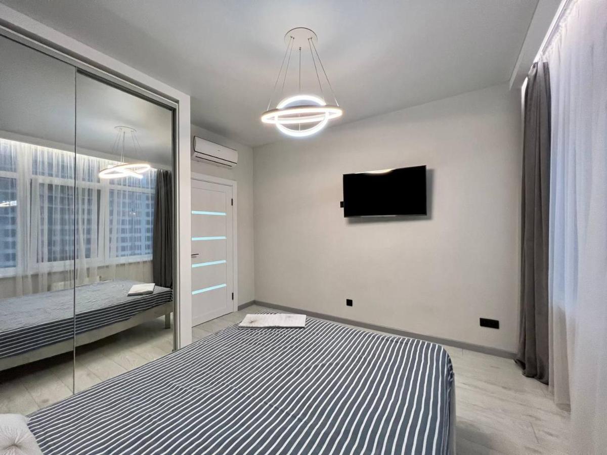 44 Pearl Stylish 1-Bedroom Apartment Одеса Екстериор снимка