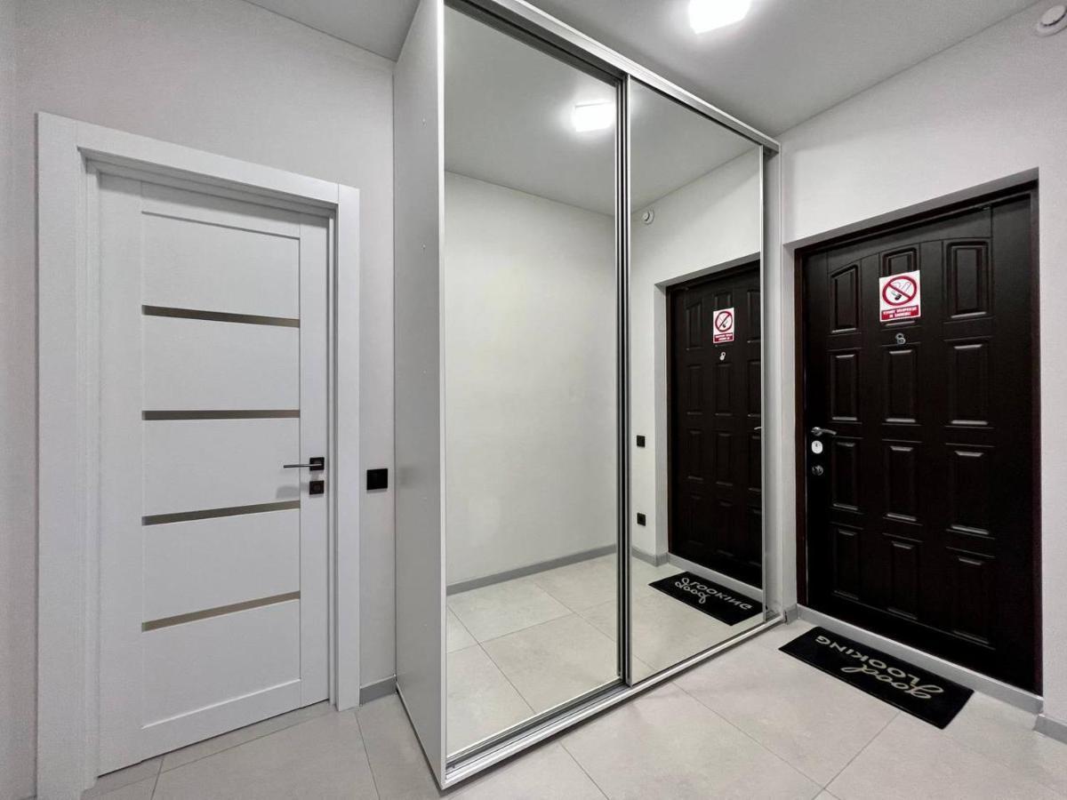 44 Pearl Stylish 1-Bedroom Apartment Одеса Екстериор снимка