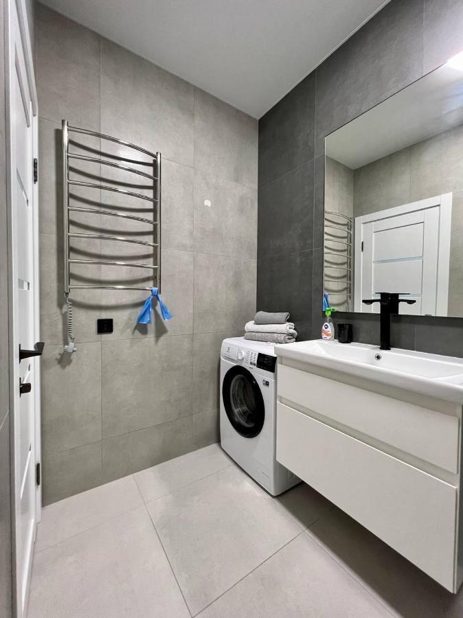 44 Pearl Stylish 1-Bedroom Apartment Одеса Екстериор снимка
